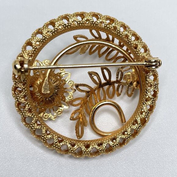 Vintage Gold Plated Faux Pearl Flower Circle Brooch Pin  Cute Stunning Boho - Picture 3 of 5